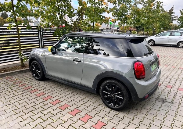 MINI Cooper cena 72900 przebieg: 61500, rok produkcji 2020 z Piła małe 436